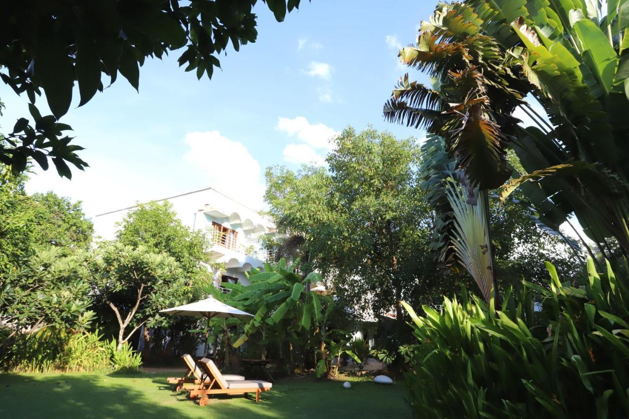 Iroha Garden Hotel & Resort Phnom Penh Esterno foto