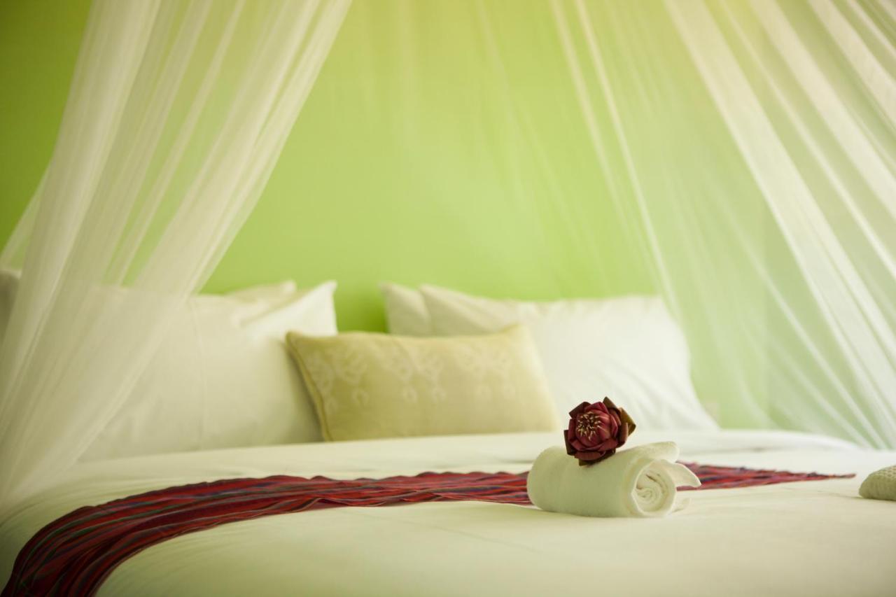 Iroha Garden Hotel & Resort Phnom Penh Esterno foto